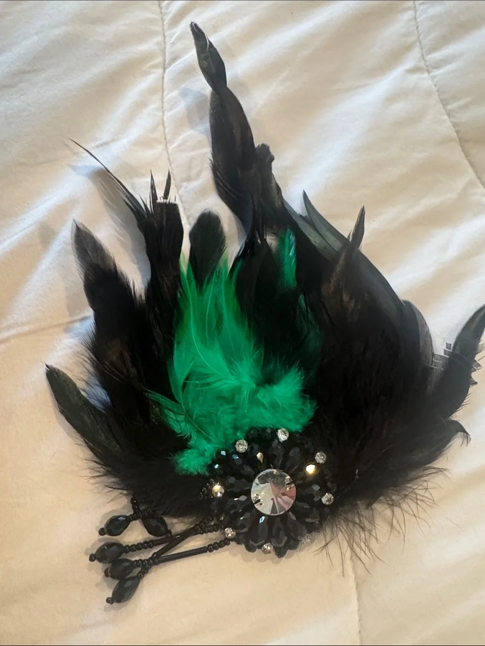 Mardi Gras NWOT green and black face mask